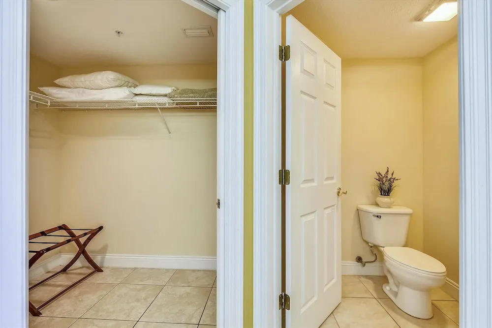 Treasure Island 1102 - Two Bedroom Condo