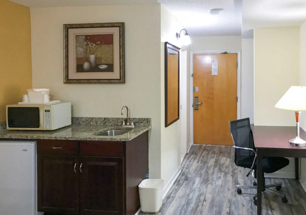 Econo Lodge Inn & Suites Old Saybrook - Westbrook