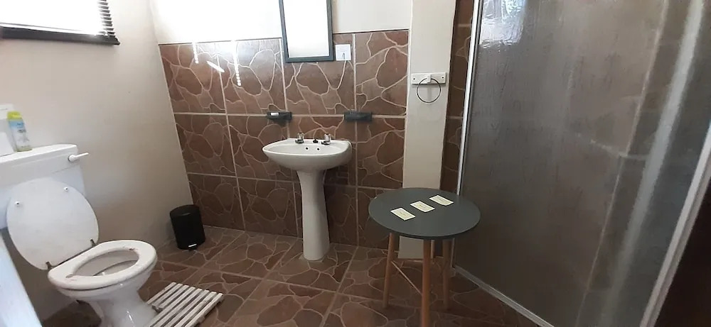 Potties Guesthouse