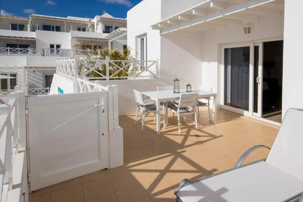 Flower Beach Suite 6
