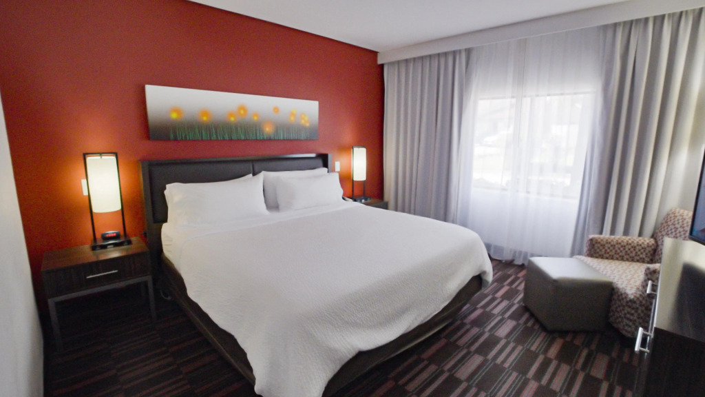 Holiday Inn Irving Las Colinas by IHG