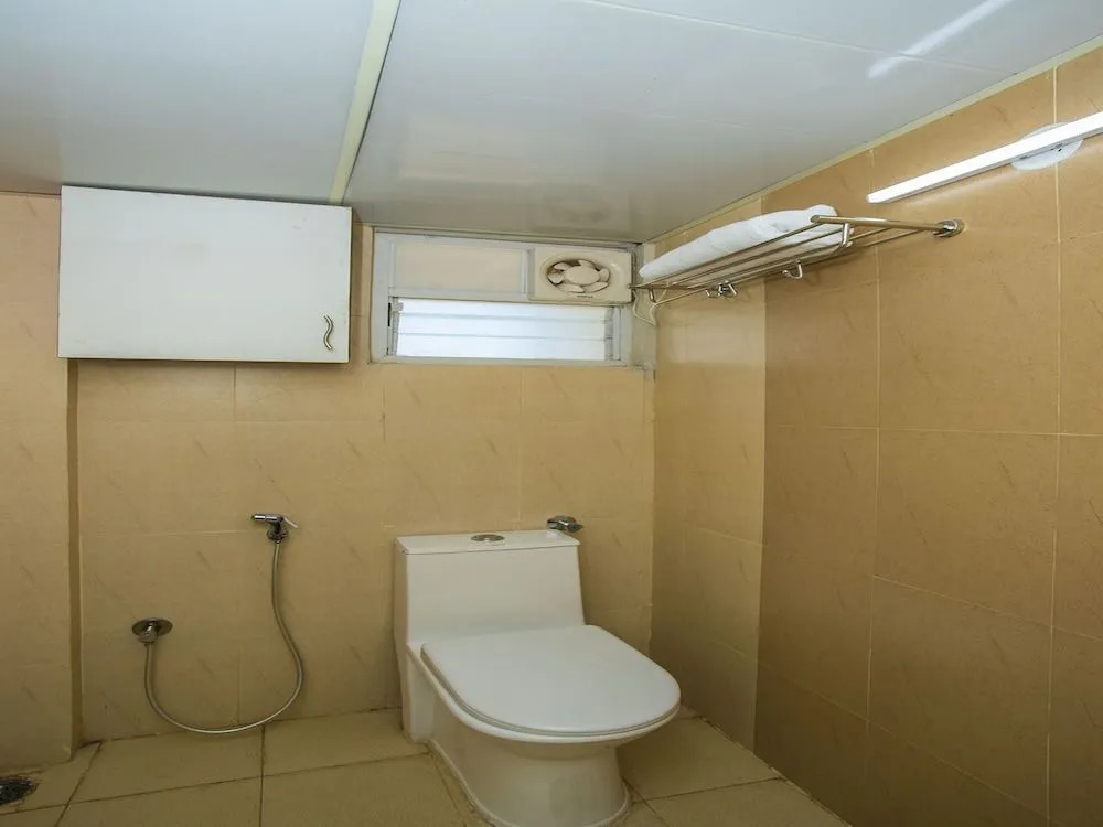 OYO 23070 Ocean View Associates