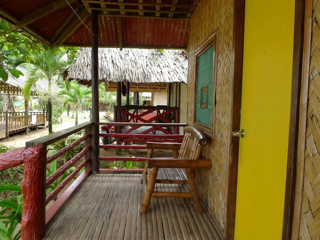 Hill Myna Beach Cottages