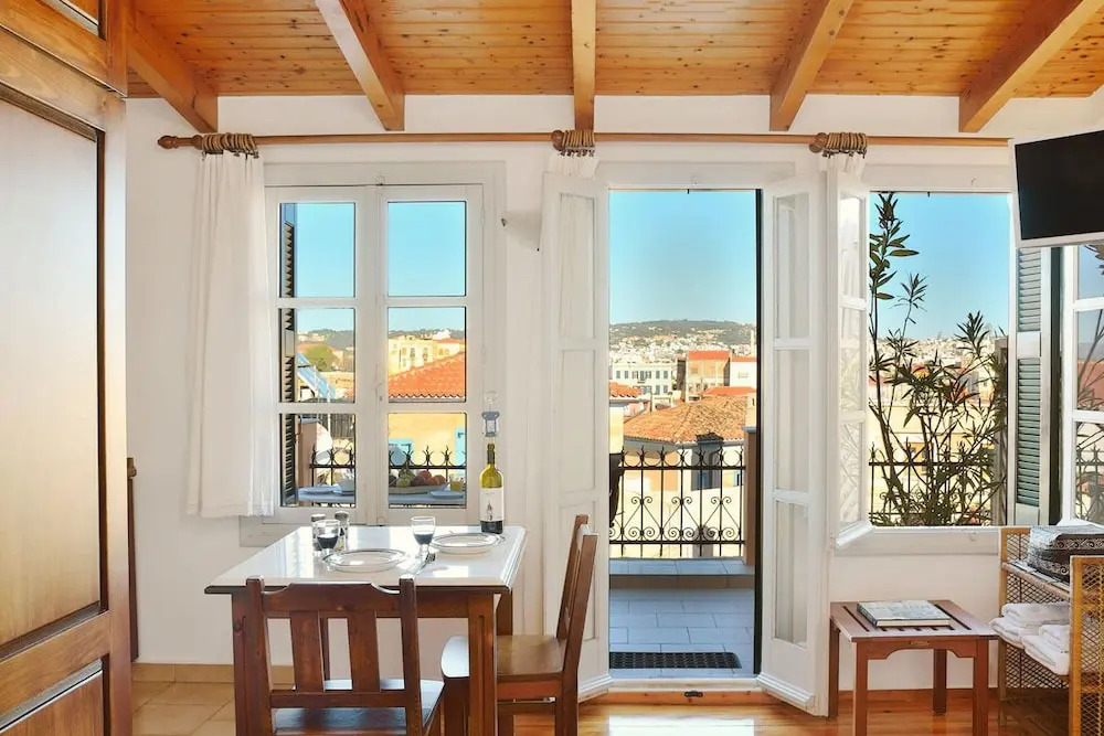 Silde Studios & Apartments