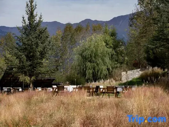 Jiuzhaigou Yangwangxingkong Manor Hotel (Preferred Choice for Overseas Tourists)