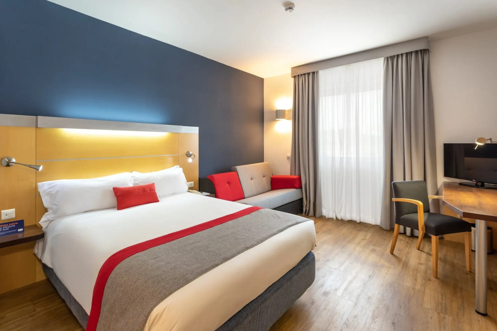 Holiday Inn Express Lisbon-Oeiras by IHG