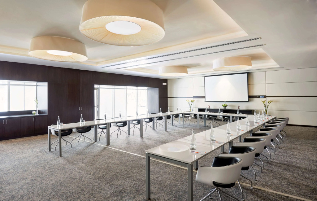 Отель Hyatt Place Dubai Al Rigga