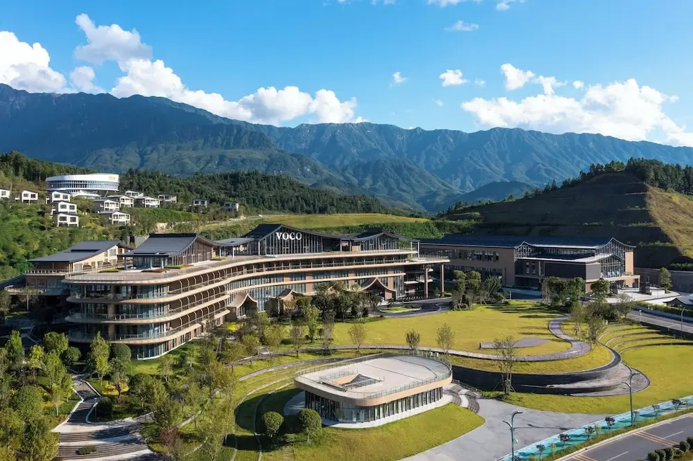 voco Wugong Mountain Jiangxi by IHG