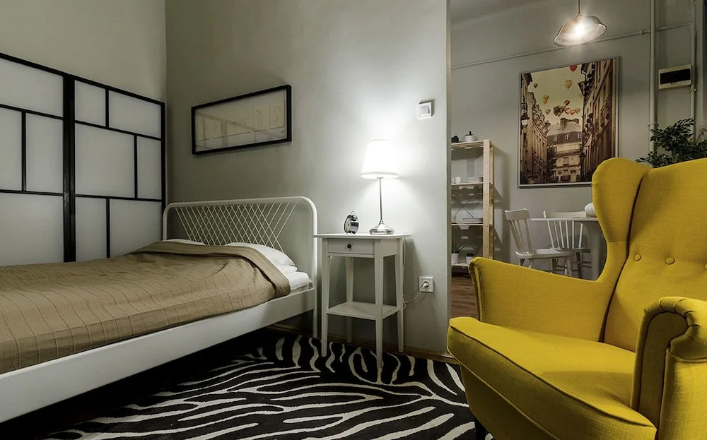 Saffron Apartment