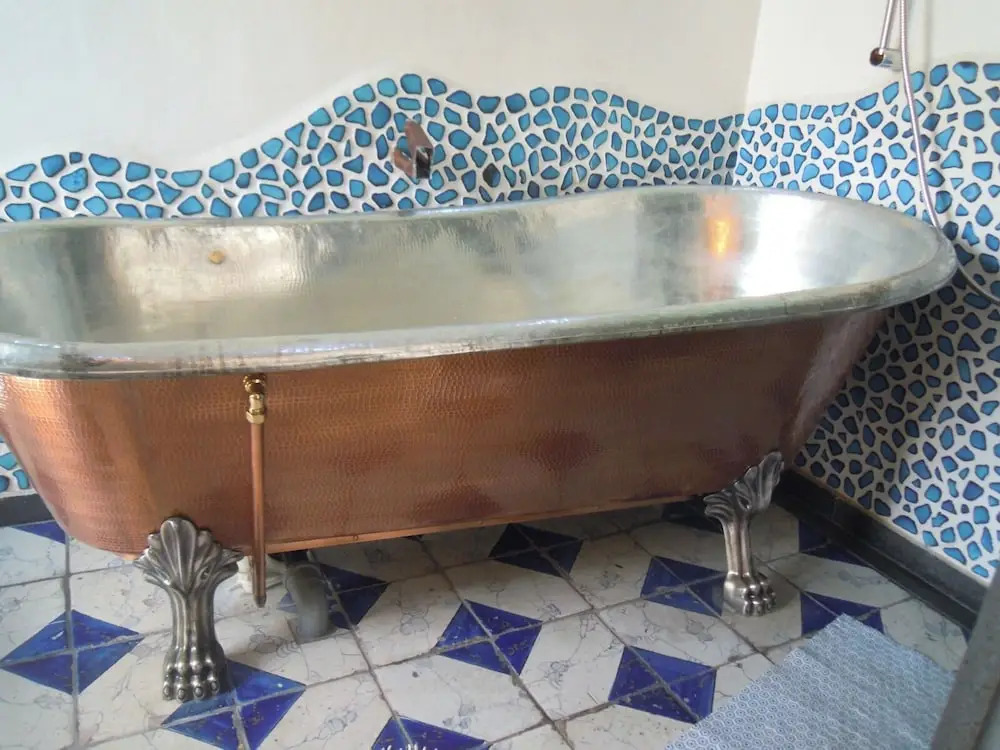 2 Rooms With Bathroom, Kitchen And Walk-in Closet With Independent Entrance