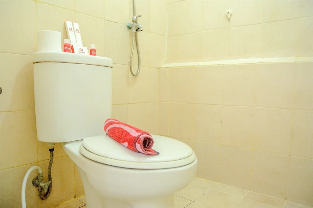 2Br Homey Green Palace Kalibata Apartment