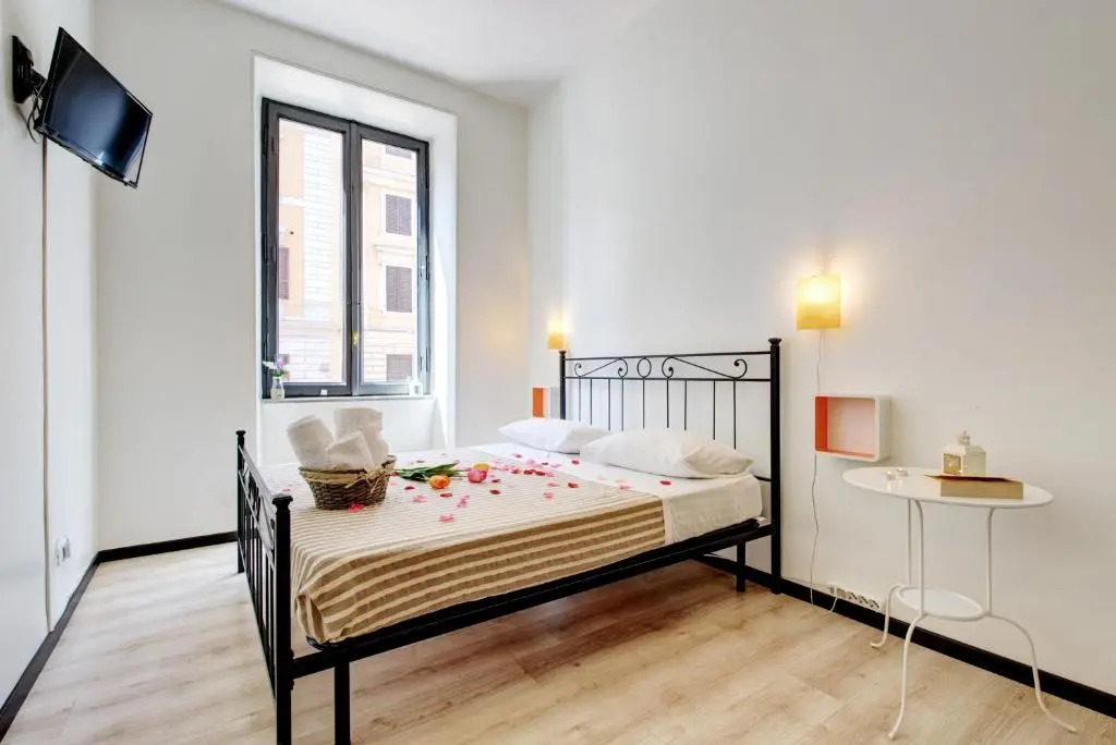 Ad Hoc Guesthouse