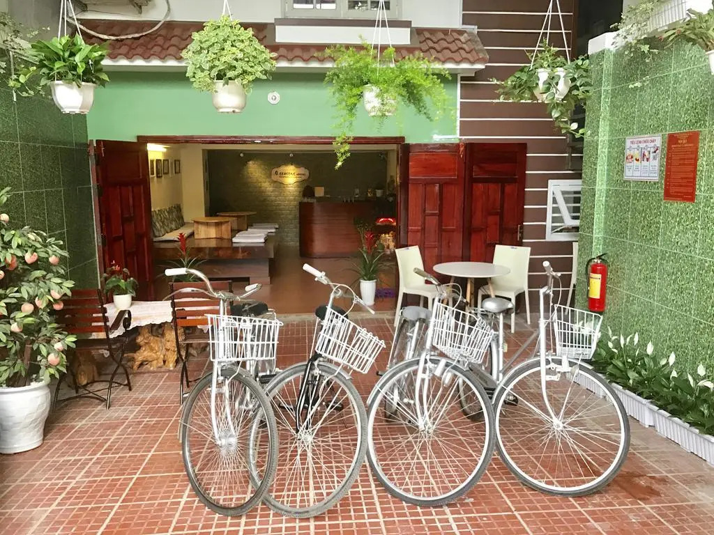 4 Seasons Hostel