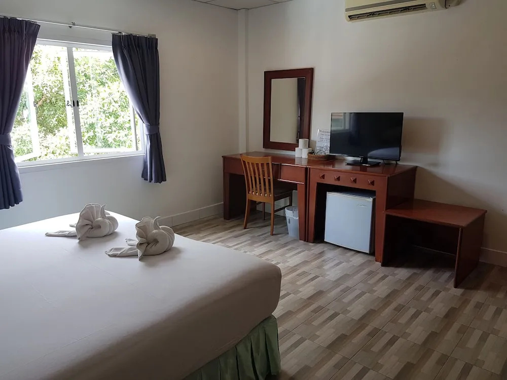 Welcome Inn Hotel Karon Beach Double Room From Only 600 Baht