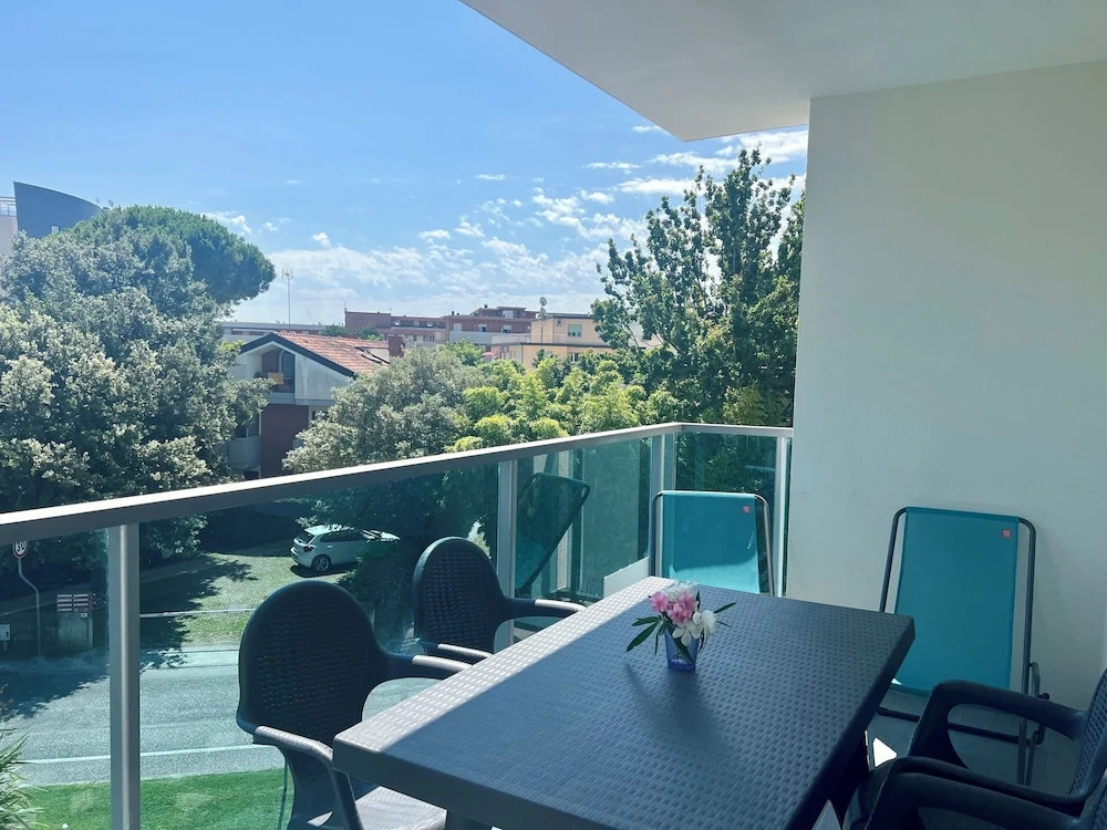 Stylish Stay Near Lignano Center