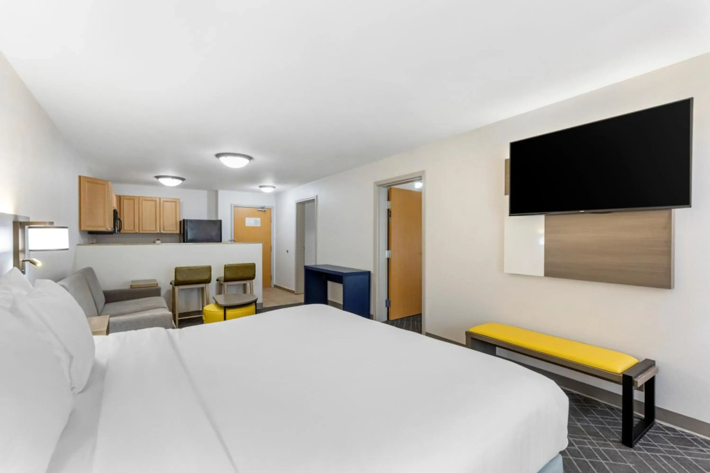 Comfort Inn & Suites Glenwood Springs On The River