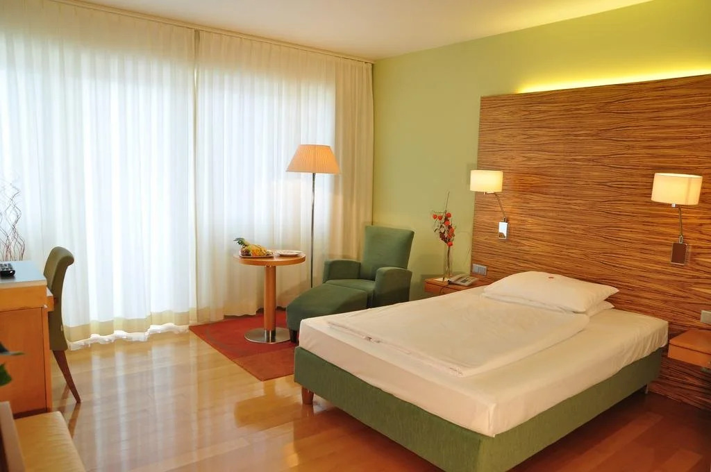 Reduce Hotel Vital