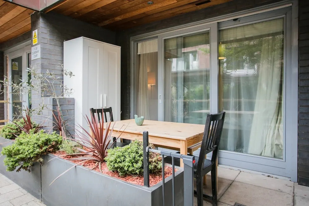 1 Bedroom Flat In Bethnal Green