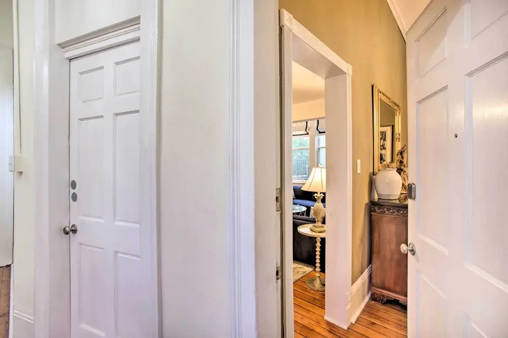 Inviting Uptown New Orleans Apt: Perfect Location!