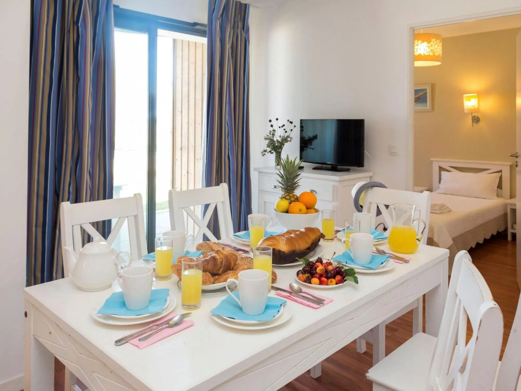 Modern Seafront Flat