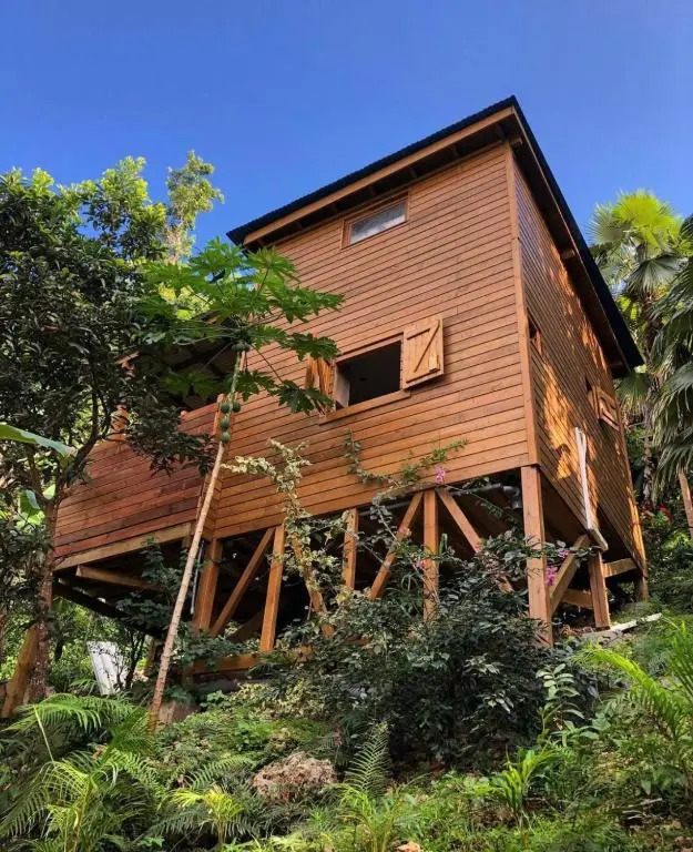 Banana Cottage Ecolodge & Spa