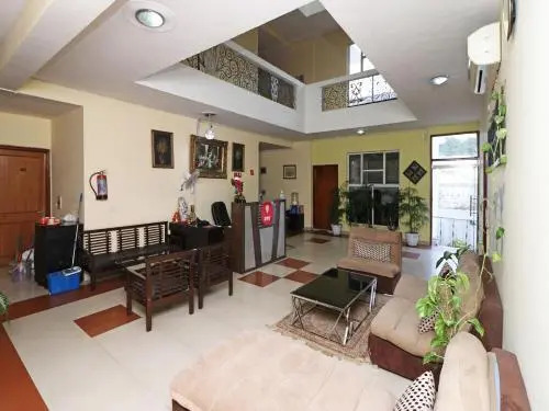 Divine Inn by OYO Rooms