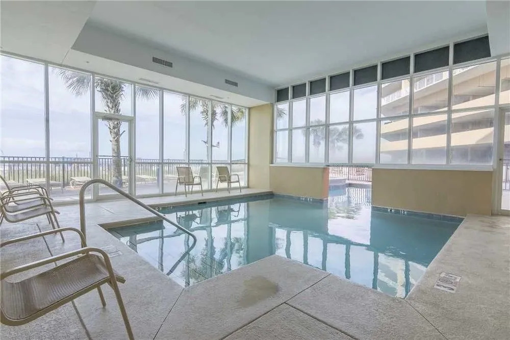 Seawind 502 - 3 Br condo by RedAwning