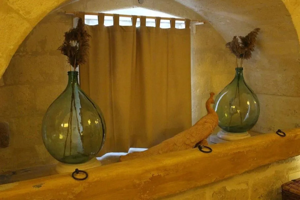 Domus Decclesiis