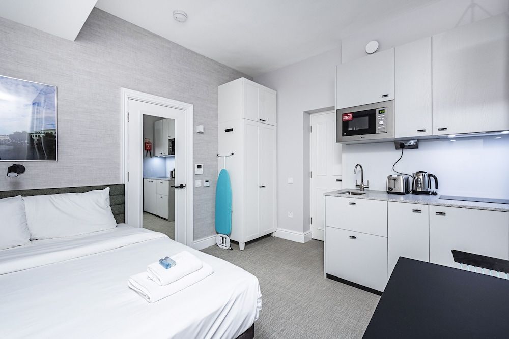 Trendy Studios PRIMROSE HILL