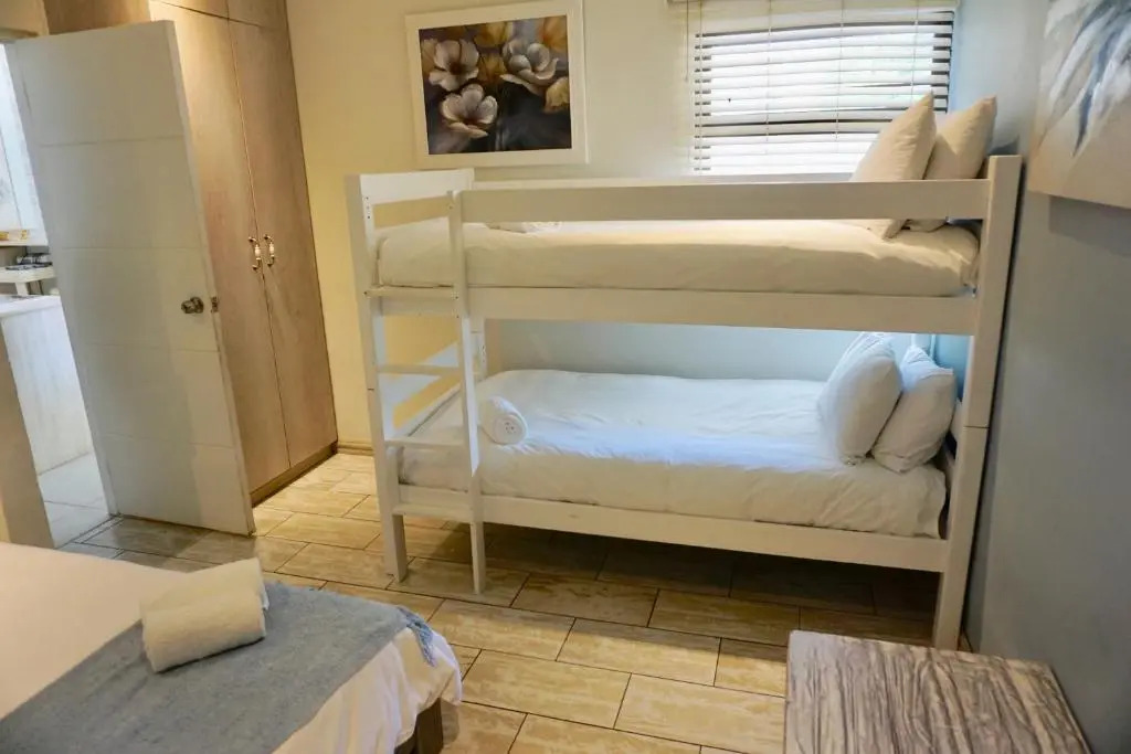 10 Coral Cove Beach Lodge