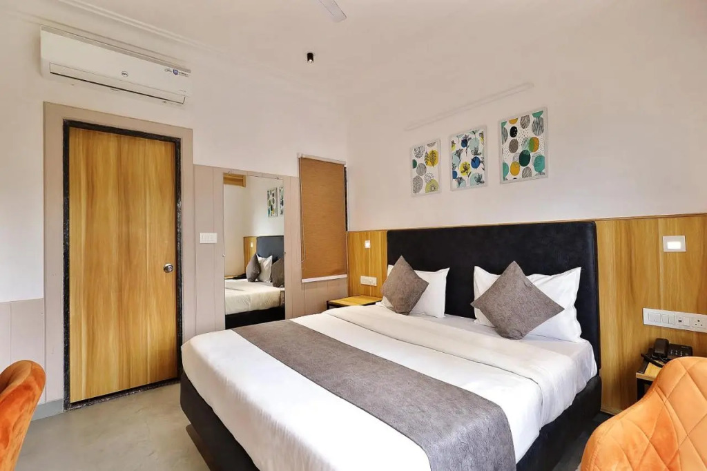 Hotel Sparkle Inn