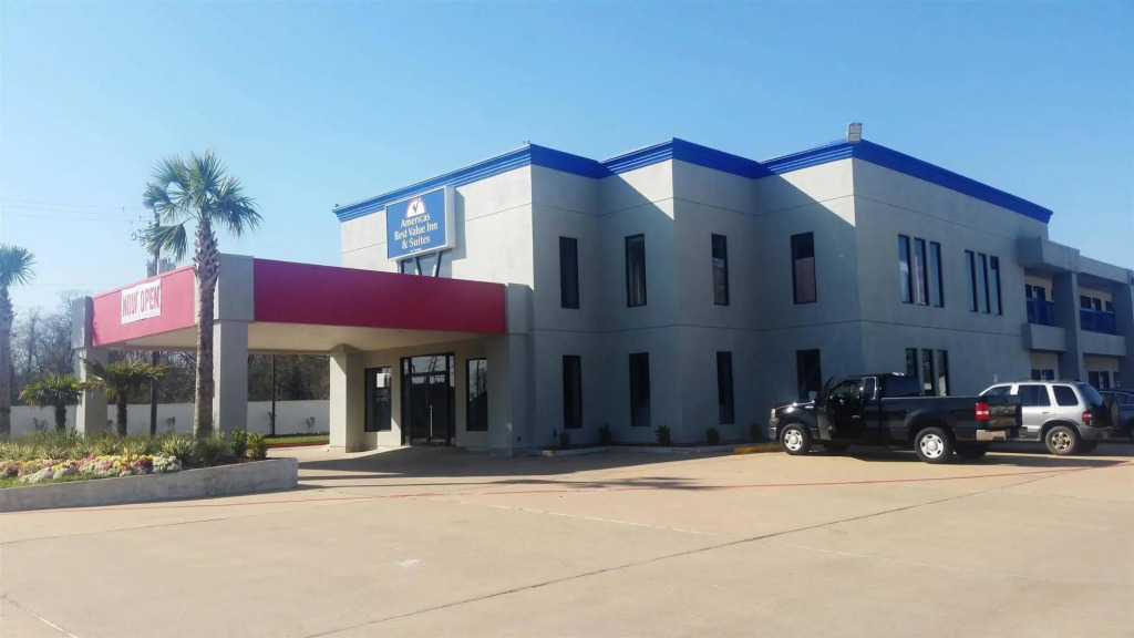 Econo Lodge Inn & Suites Channelview - Houston East