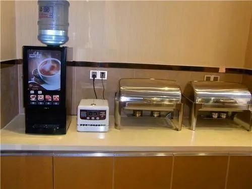Xing Lun Hotel