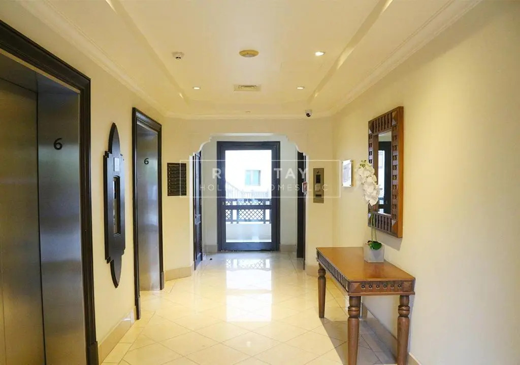 Spectacular 2BR in Souk Al Bahar, Downtown with Burj & Dubai Mall view by Rich Stay