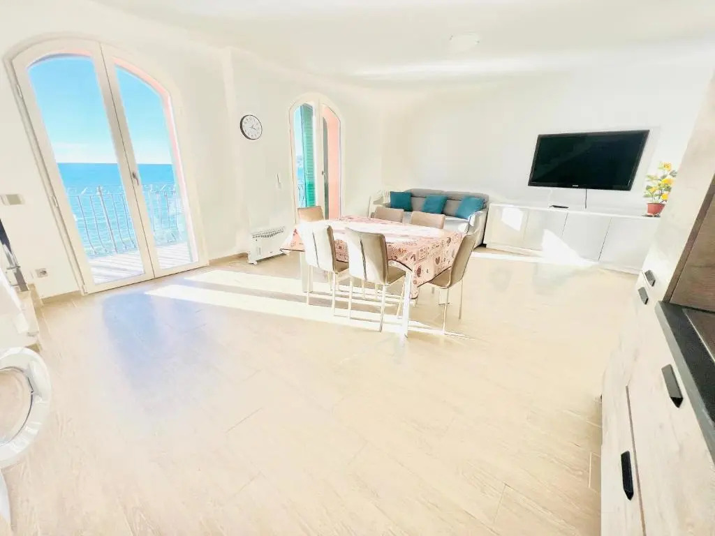 Suite Luxury Le Palme 1 - Sanremo fronte mare