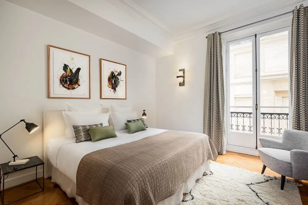 Rue Honore Chevalier - Two Bedroom Apartment