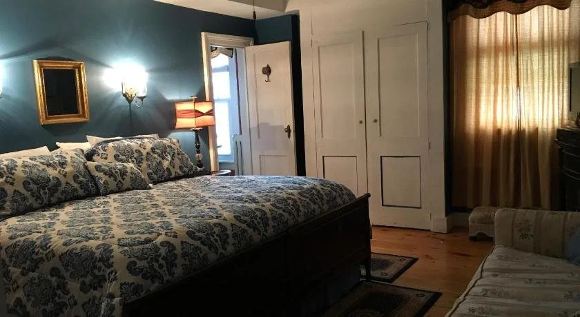 The Red Hook Country Inn