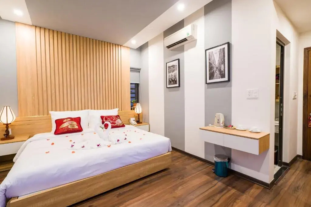 Hoi An Grace River Villa