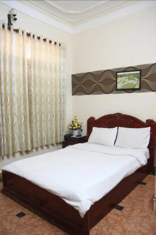 Tulip Xanh Hotel