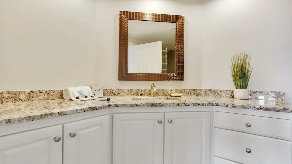 3506 Windsor 2 Bedroom Condo