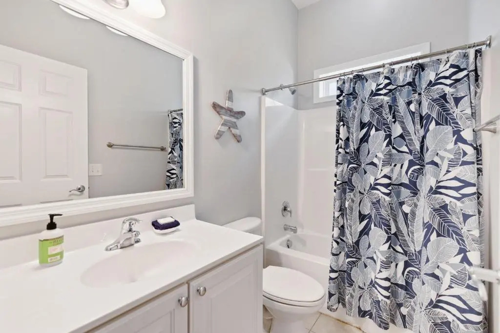 91 Waters Edge Folly Charm