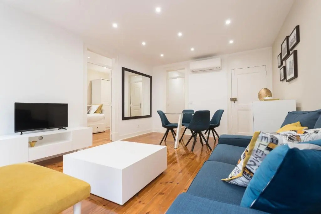 The Modern 1551 Apartment