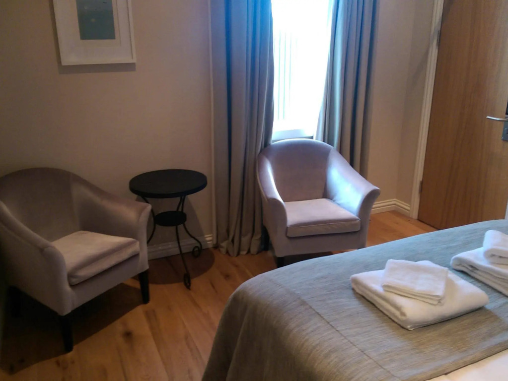 Bayswell Park Hotel