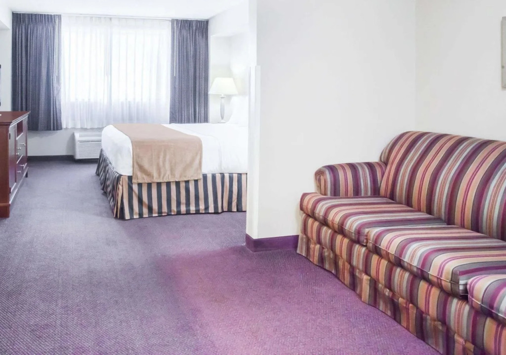 Ramada Ithaca