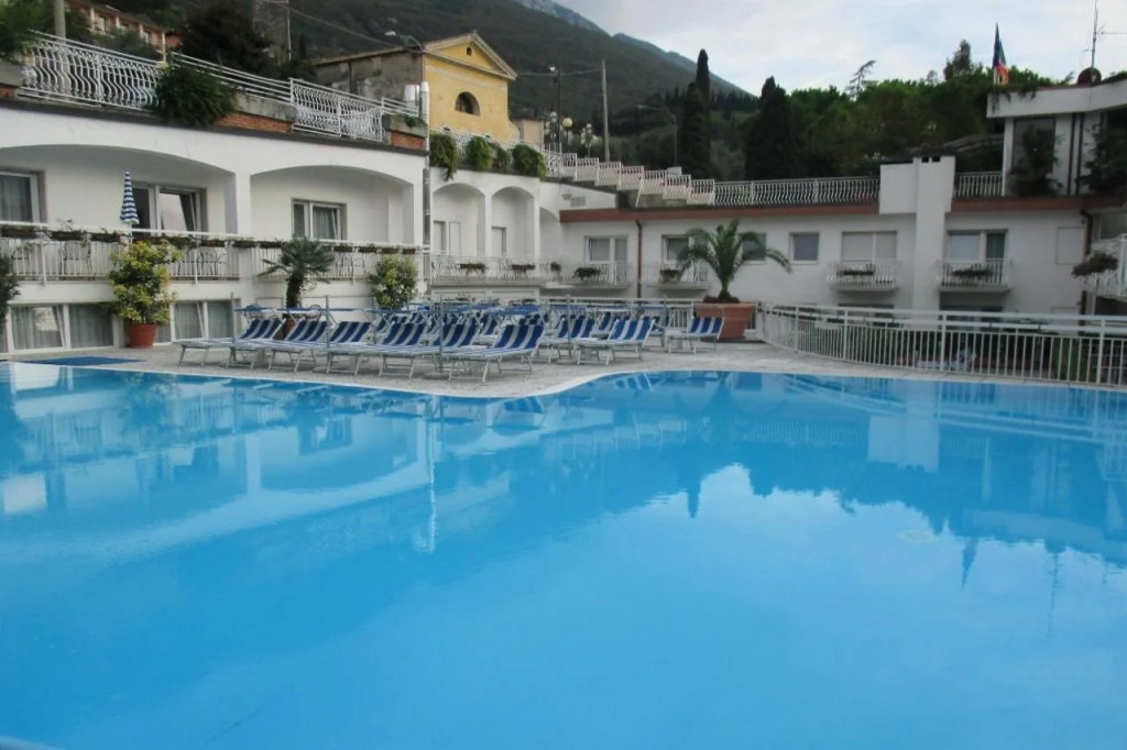 Hotel Excelsior Bay