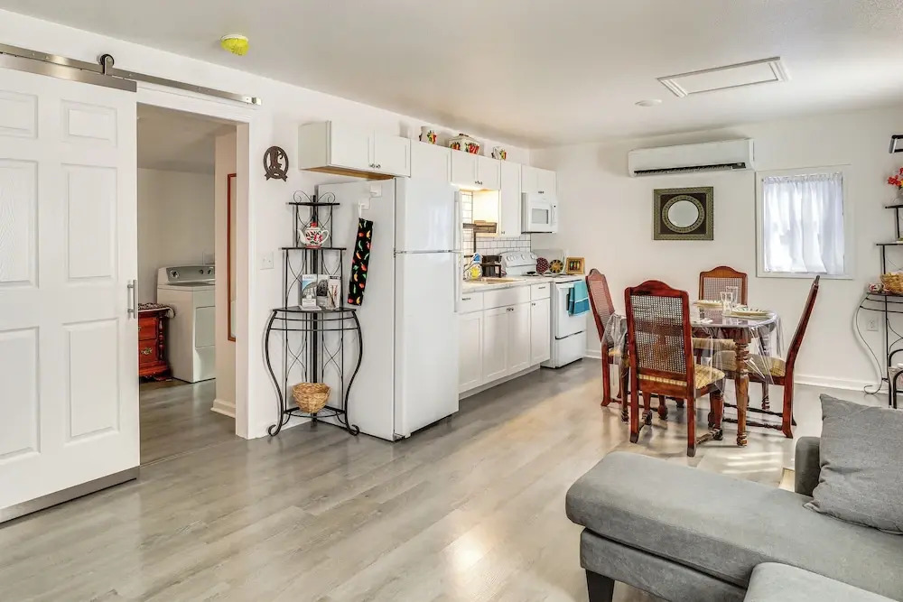 < 1 Mi to Enmu: Pet-friendly Home in Portales!