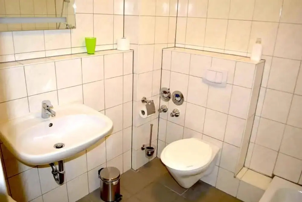 Zwei Raben Pension