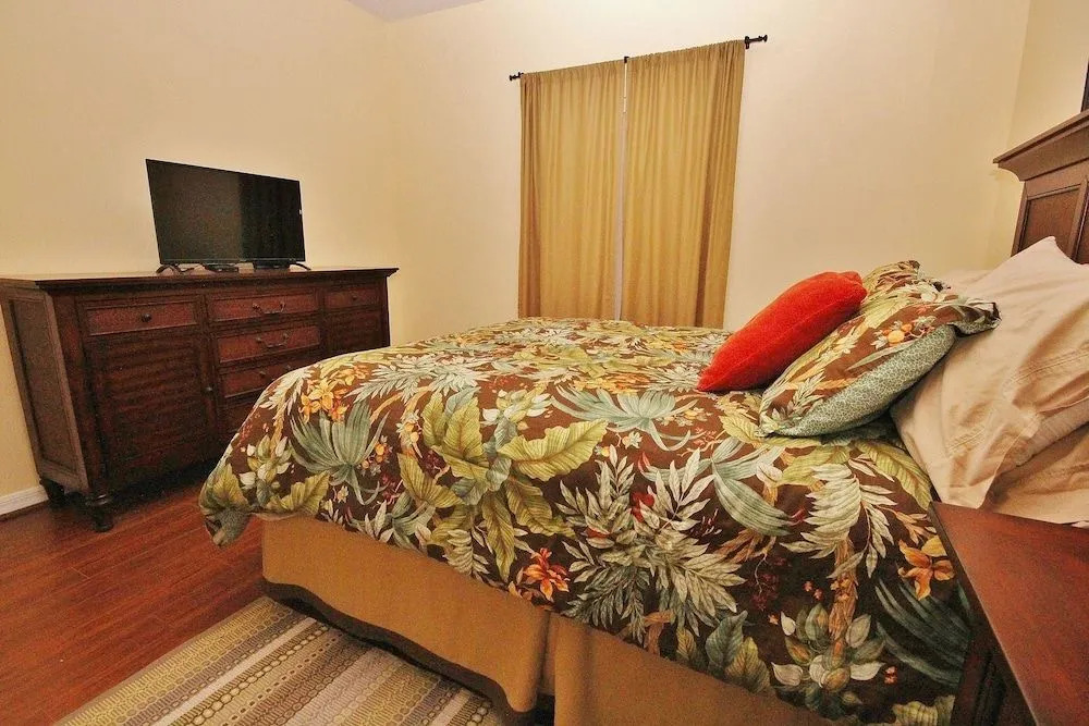 Oceanwalk 9-405 Apartment 3