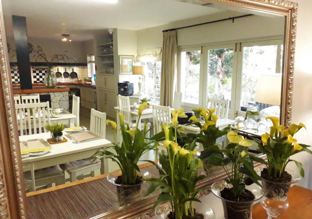 Hermanus Lodge on the Green - Solar Power