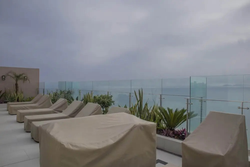 w Stylish 1BR Apartment w Pool in Barranco